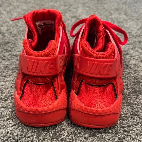 Nike Air Huarache Run (GS) Triple Red 654275 600 Size Youth sz 6.5Y/Womans 8•EUC - Picture 5 of 8